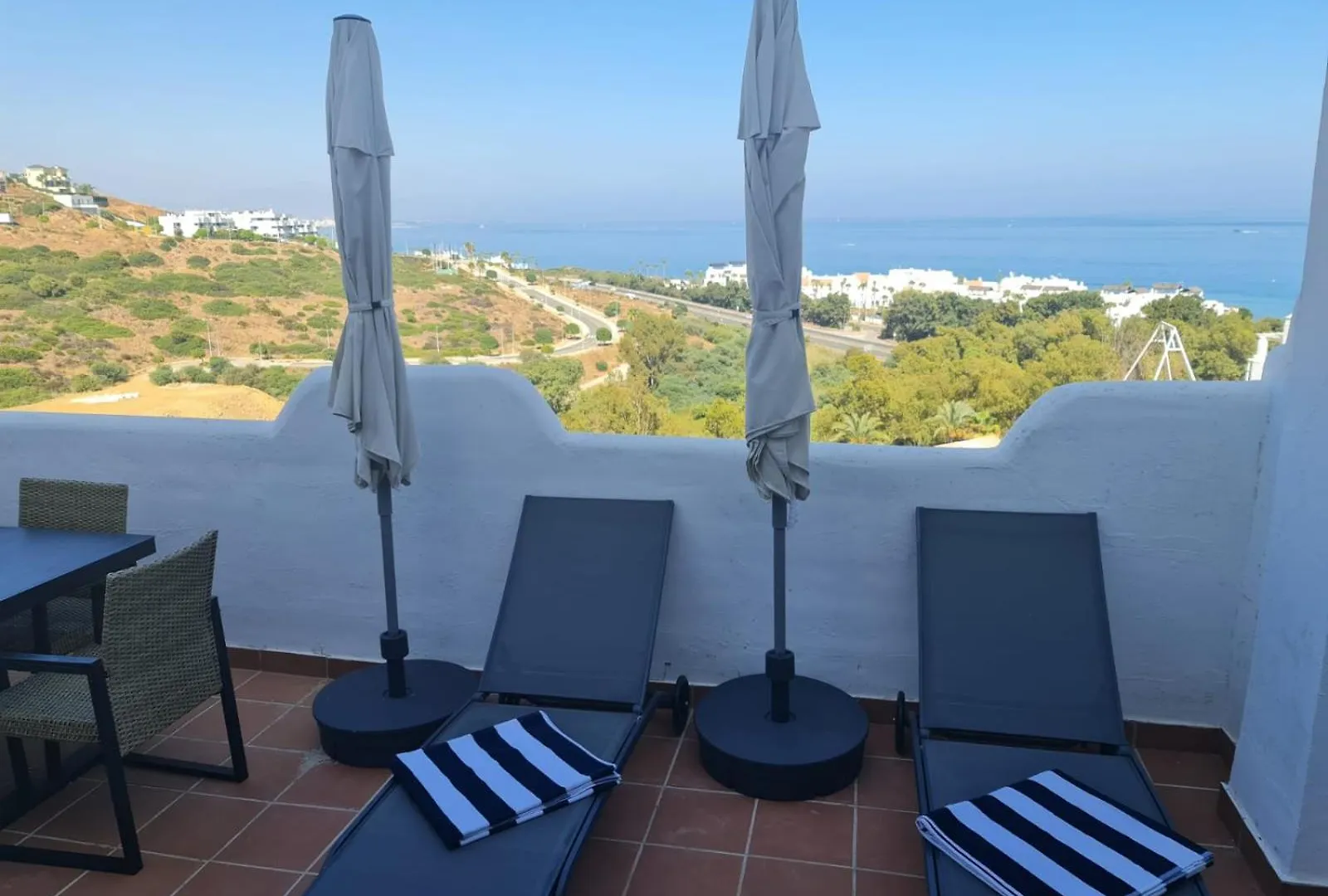 Apt De 3 Dormitorios A 3 Minutos En Coche De La Playa Casares Espanha