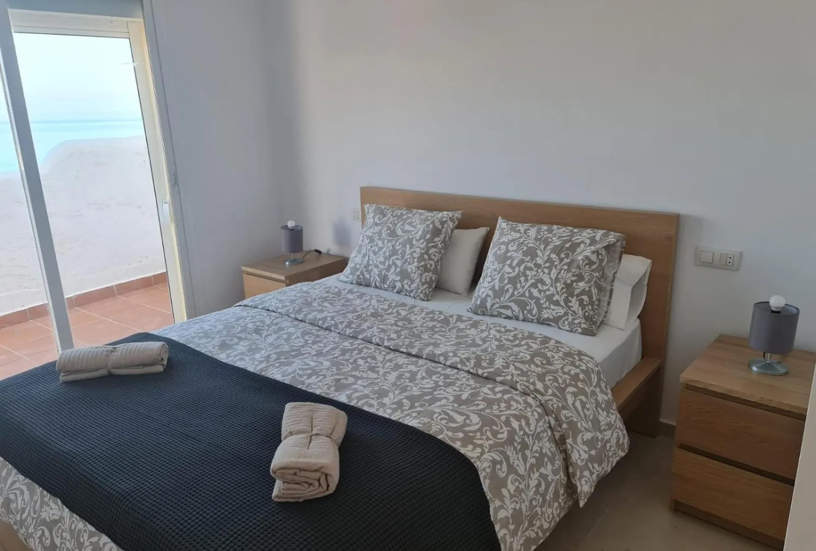 Apt De 3 Dormitorios A 3 Minutos En Coche De La Playa Casares 0*,  Espanha