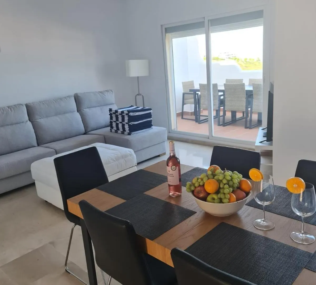 Apartamento Apt De 3 Dormitorios A 3 Minutos En Coche De La Playa Casares Espanha